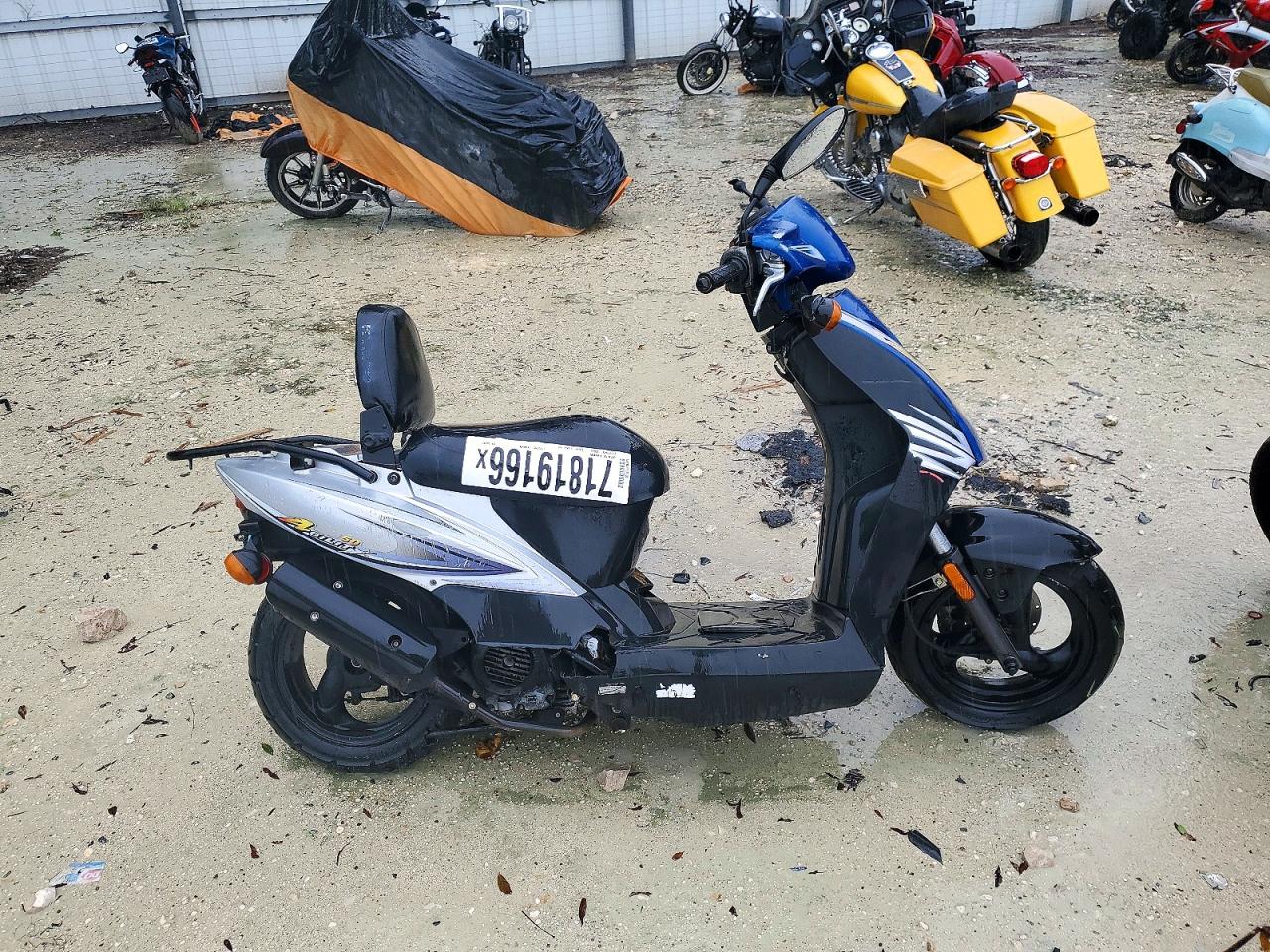 2015 KYMCO USA INC SCOOTER 50 | LC2U6A028FC000212 | UPCARS