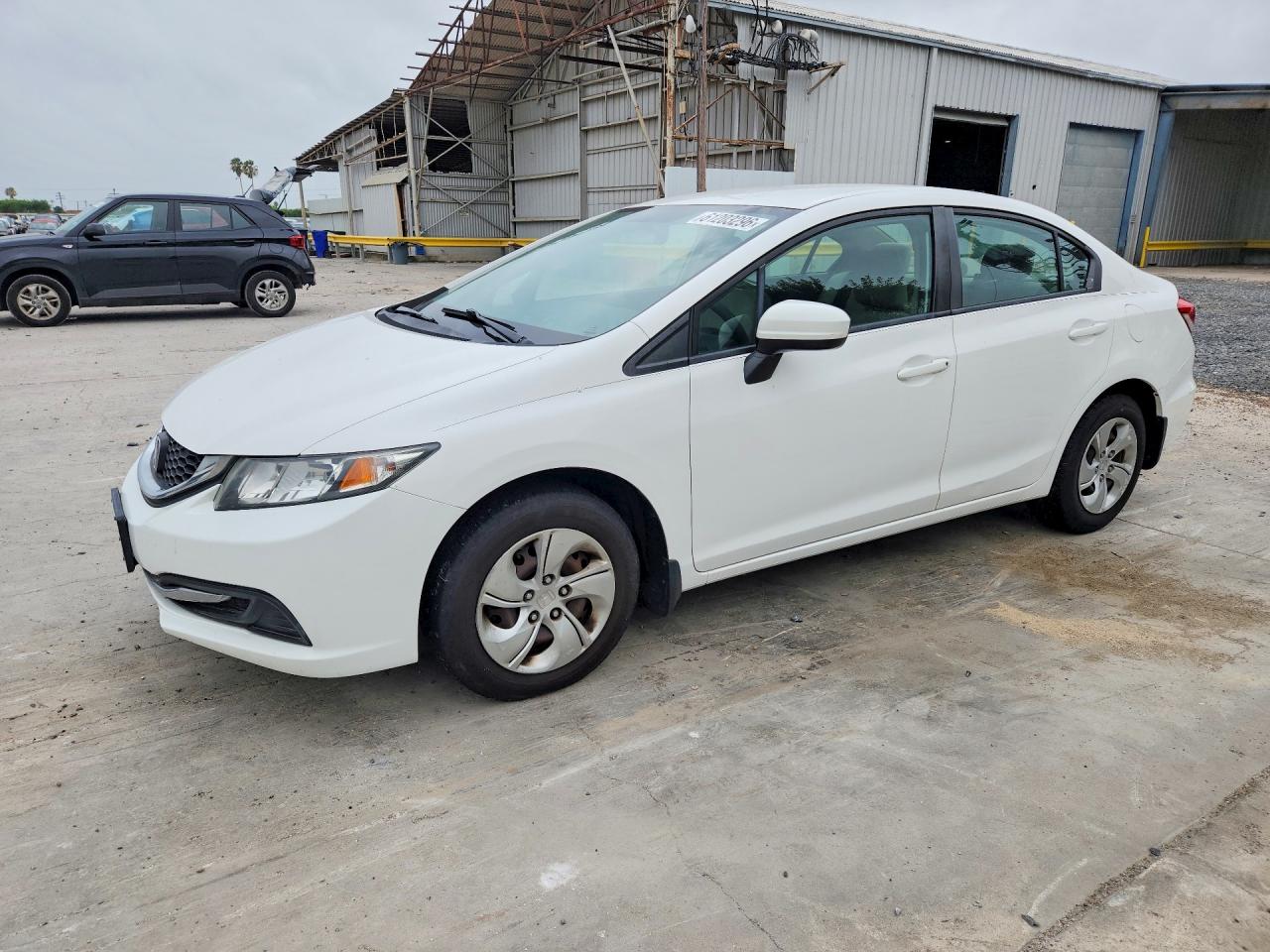 2015 HONDA CIVIC LX | 2HGFB2F54FH559754 | UPCARS