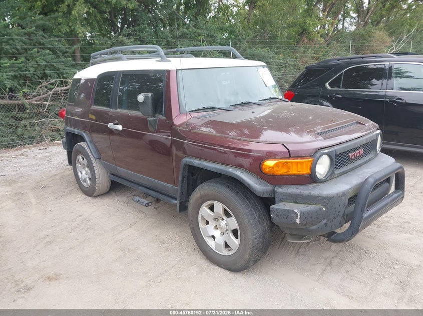 2007 TOYOTA FJ CRUISER | JTEBU11F670019275 | UPCARS