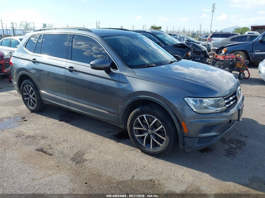 2018 VOLKSWAGEN TIGUAN 2.0T SE/2.0T SEL | 3VV3B7AXXJM194192 | UPCARS