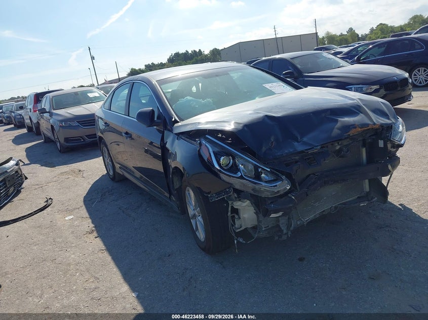 2018 HYUNDAI SONATA SE | 5NPE24AF0JH623794 | UPCARS