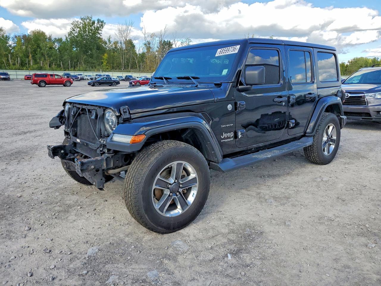 2018 JEEP WRANGLER SAHARA | 1C4HJXEG4JW211246 | UPCARS
