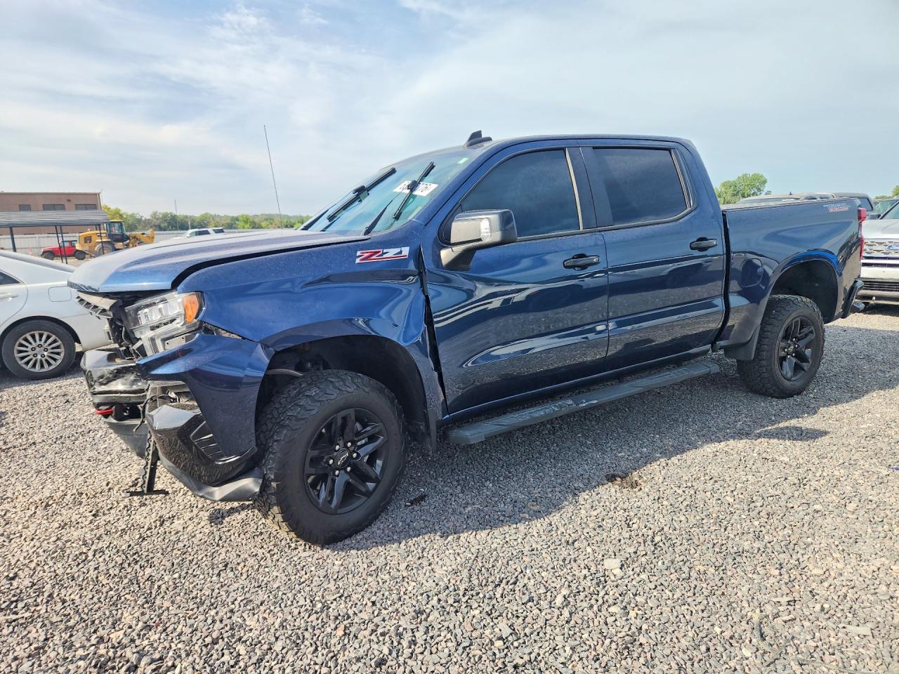 2019 CHEVROLET SILVERADO K1500 LT TRAIL BOSS | 1GCPYFED6KZ121006 | UPCARS