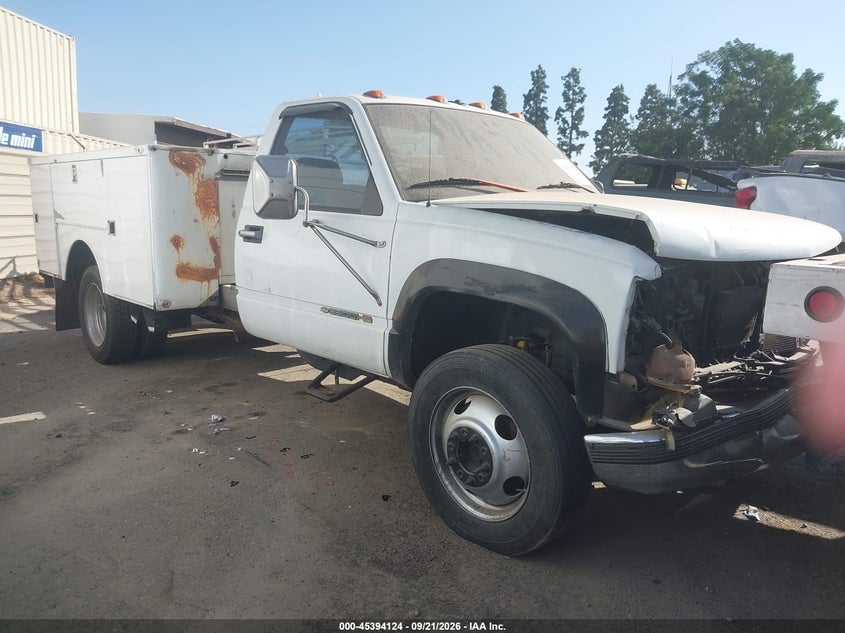 2002 CHEVROLET C3500 HD CHASSIS | 3GBKC34G12M104641 | UPCARS