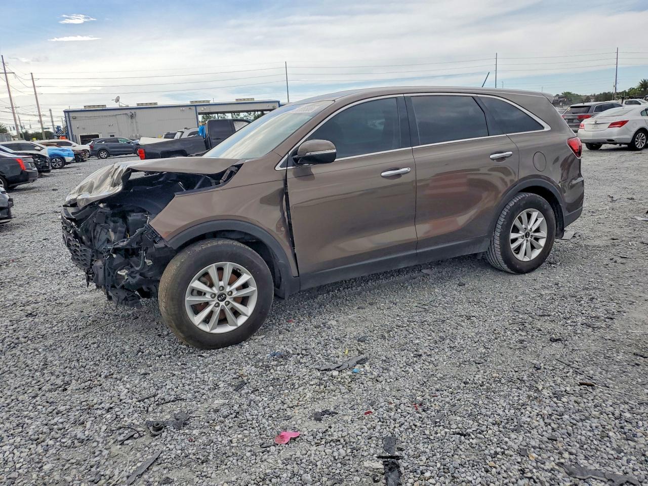 2019 KIA SORENTO LX | 5XYPG4A30KG480547 | UPCARS