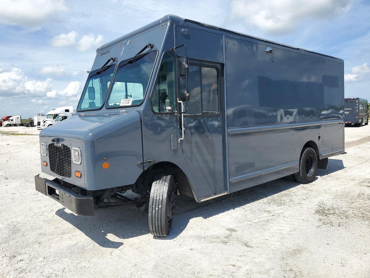2020 FREIGHTLINER ALL OTHER MT45G CHASSIS DELIVERY TRUCK | 4UZAC2EA0LCMK0249 | UPCARS