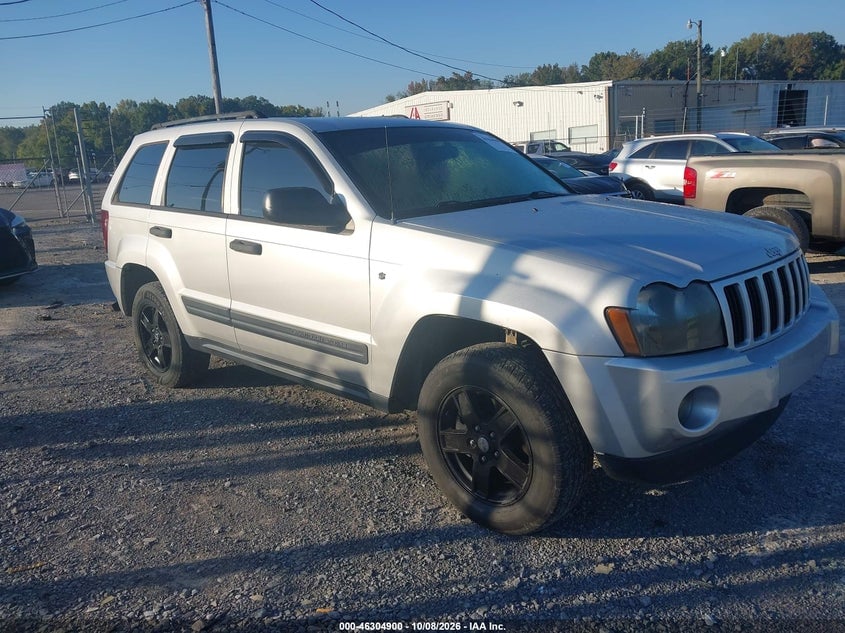 2005 JEEP GRAND CHEROKEE LAREDO | 1J4HS48N95C536403 | UPCARS