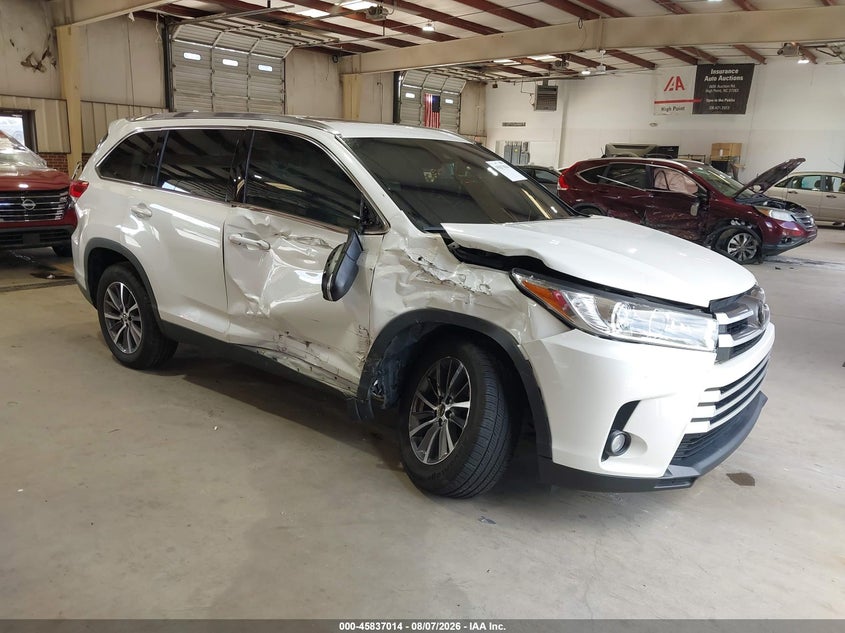 2019 TOYOTA HIGHLANDER XLE | 5TDKZRFH4KS311513 | UPCARS