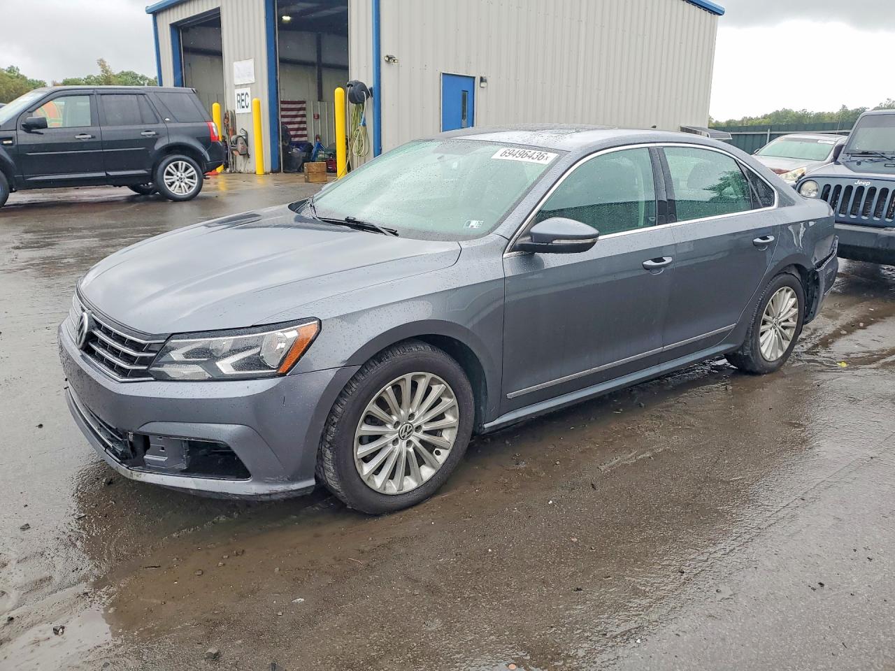 2017 VOLKSWAGEN PASSAT SE | 1VWBT7A35HC083997 | UPCARS