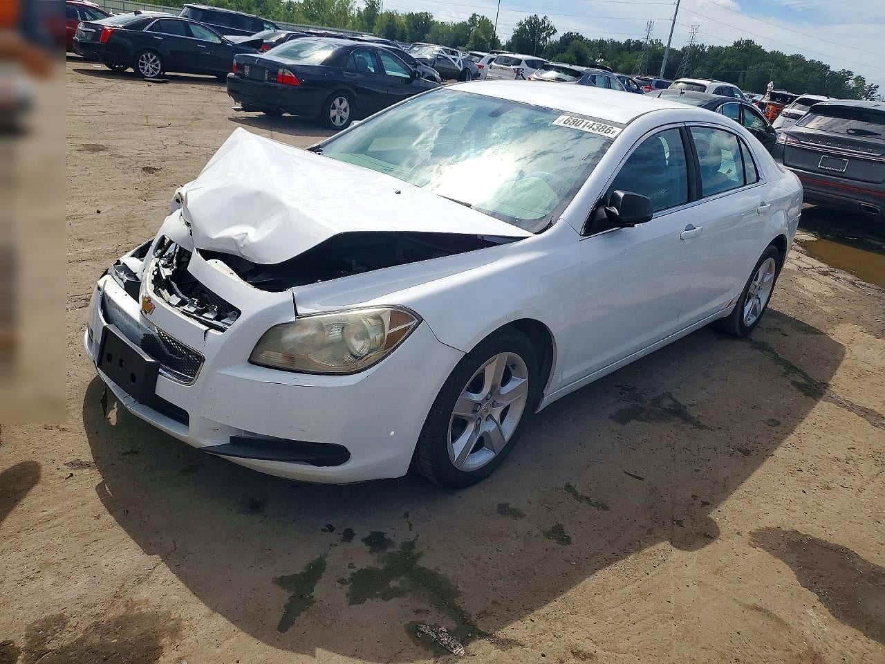 2011 CHEVROLET MALIBU LS | 1G1ZB5E10BF166060 | UPCARS