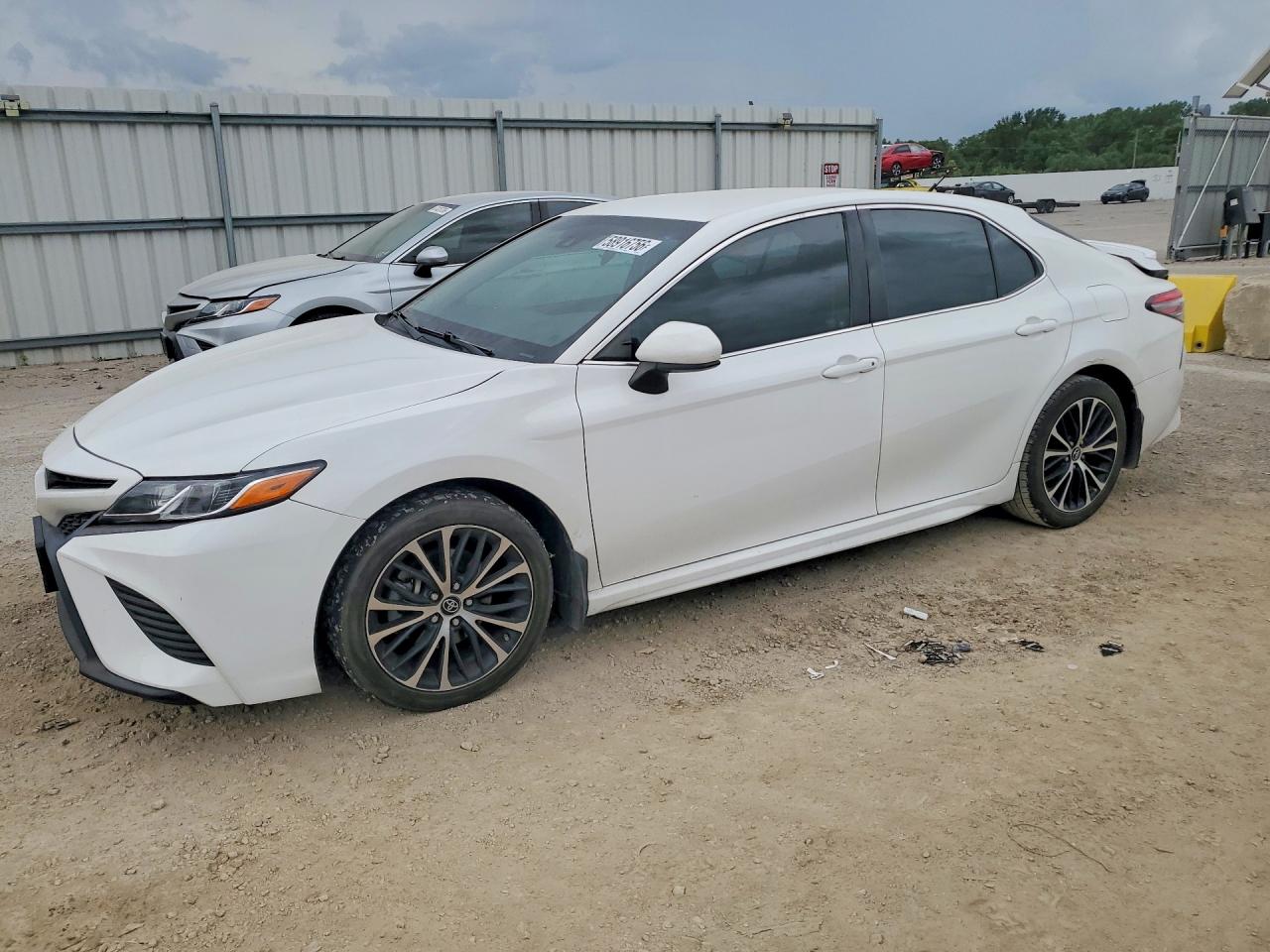 2018 TOYOTA CAMRY SE | 4T1B11HK9JU111430 | UPCARS