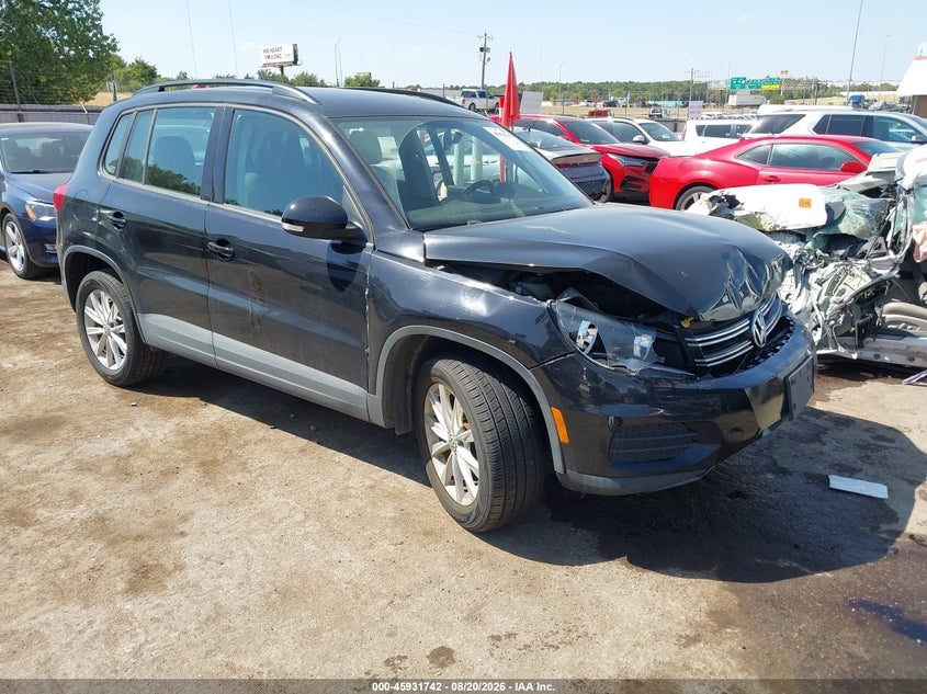 2017 VOLKSWAGEN TIGUAN 2.0T/2.0T S | WVGBV7AX4HK052970 | UPCARS