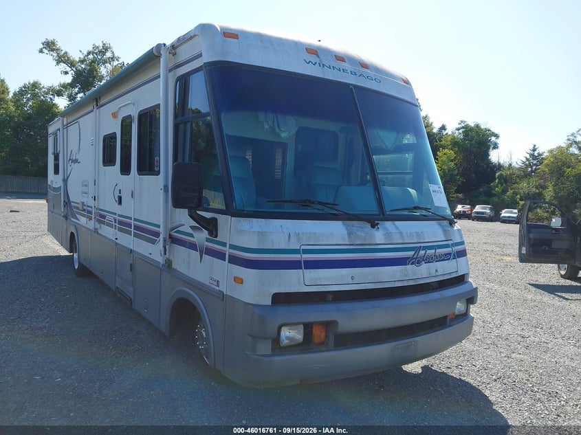 1997 CHEVROLET P30 | 1GBLP37J6V3307160 | UPCARS