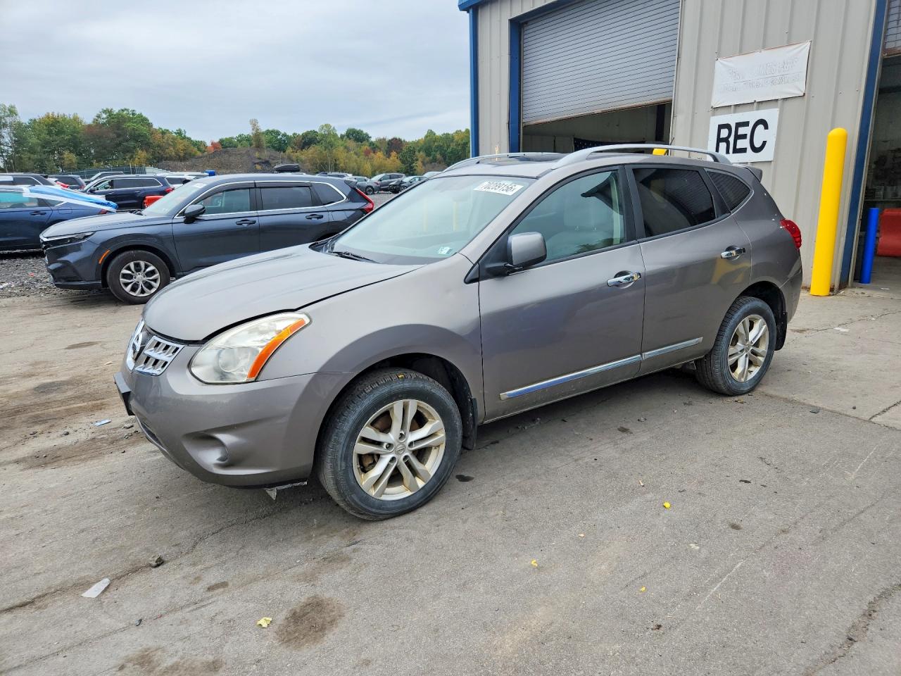 2013 NISSAN ROGUE S | JN8AS5MV2DW658377 | UPCARS