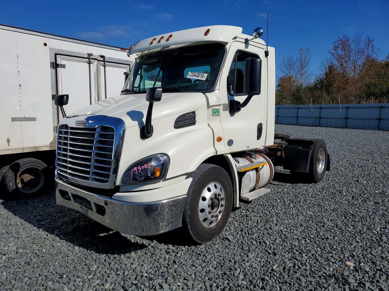 2017 FREIGHTLINER ALL OTHER SEMI TRUCK | 3AKBGADVXHSJH0286 | UPCARS