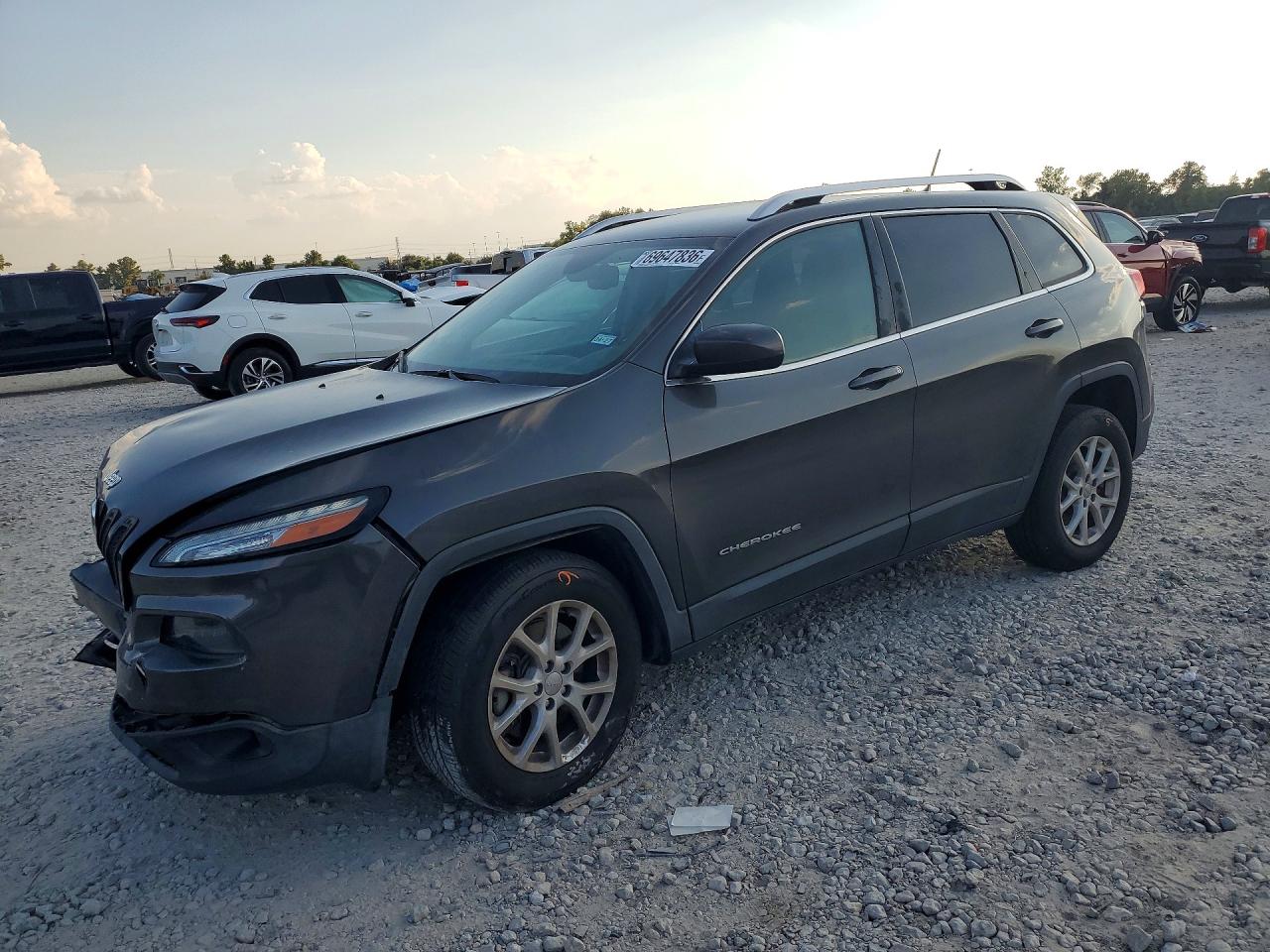 2014 JEEP CHEROKEE LATITUDE | 1C4PJMCS7EW232437 | UPCARS