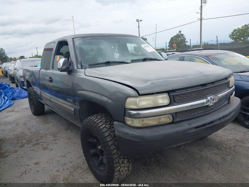 2001 CHEVROLET SILVERADO 1500 LS | 1GCEC19T31E244195 | UPCARS