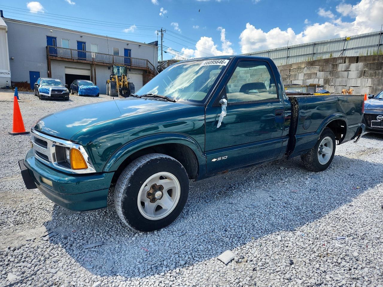 1997 CHEVROLET S10 | 1GCCS144XVK157749 | UPCARS