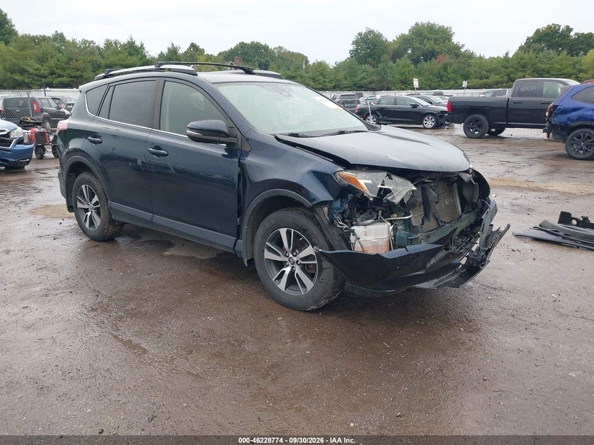 2017 TOYOTA RAV4 XLE | JTMRFREV8HJ118849 | UPCARS