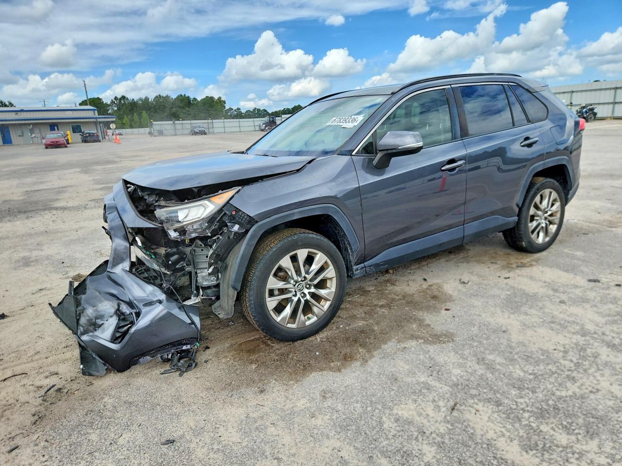 2019 TOYOTA RAV4 XLE PREMIUM | JTMC1RFV1KD008346 | UPCARS