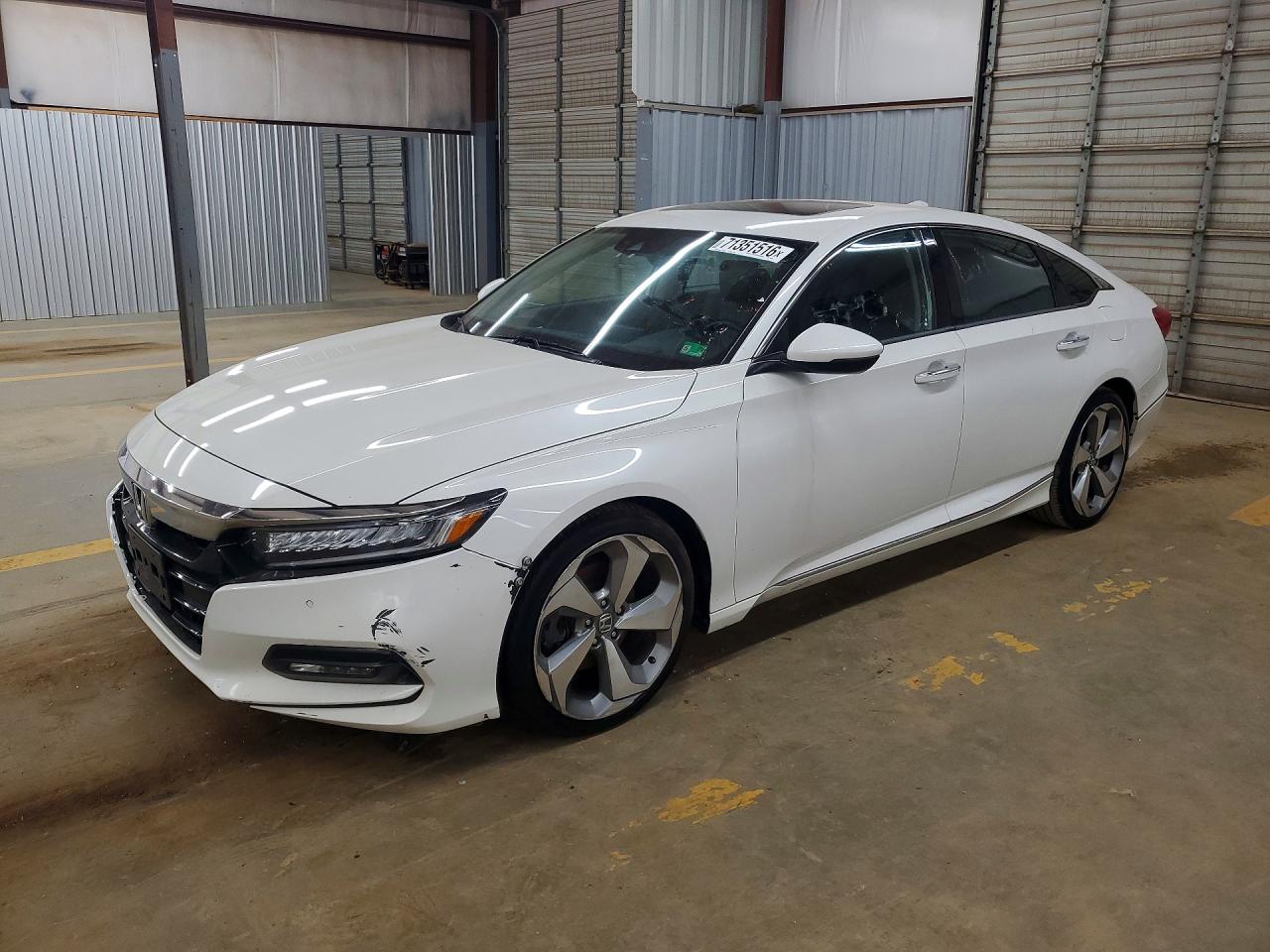 2018 HONDA ACCORD TOURING | 1HGCV2F91JA028208 | UPCARS