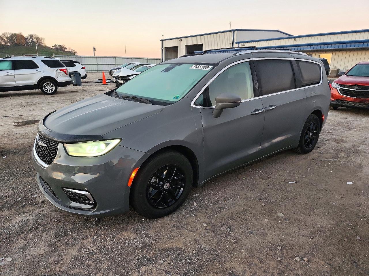 2021 CHRYSLER PACIFICA TOURING L | 2C4RC1BG5MR546691 | UPCARS
