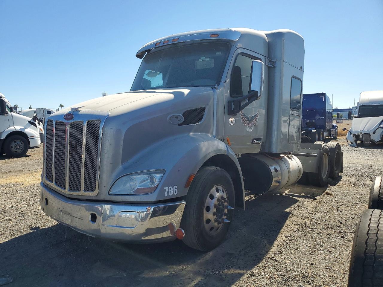 2020 PETERBILT 579 SEMI TRUCK | 1XPBDP9X9LD609881 | UPCARS