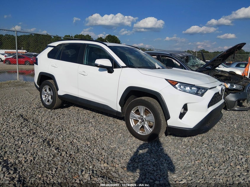 2020 TOYOTA RAV4 XLE | 2T3W1RFV2LC043321 | UPCARS