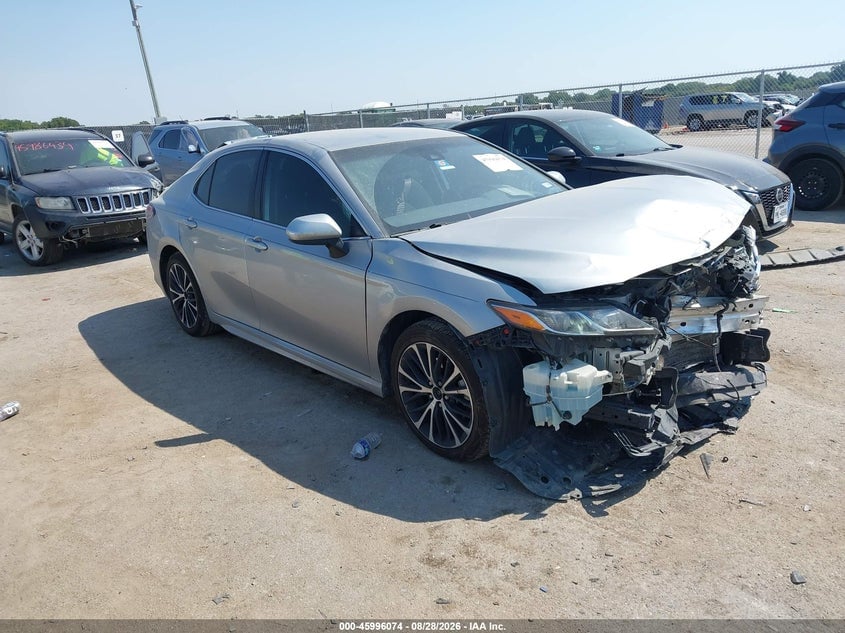 2019 TOYOTA CAMRY SE | 4T1B11HK6KU699448 | UPCARS