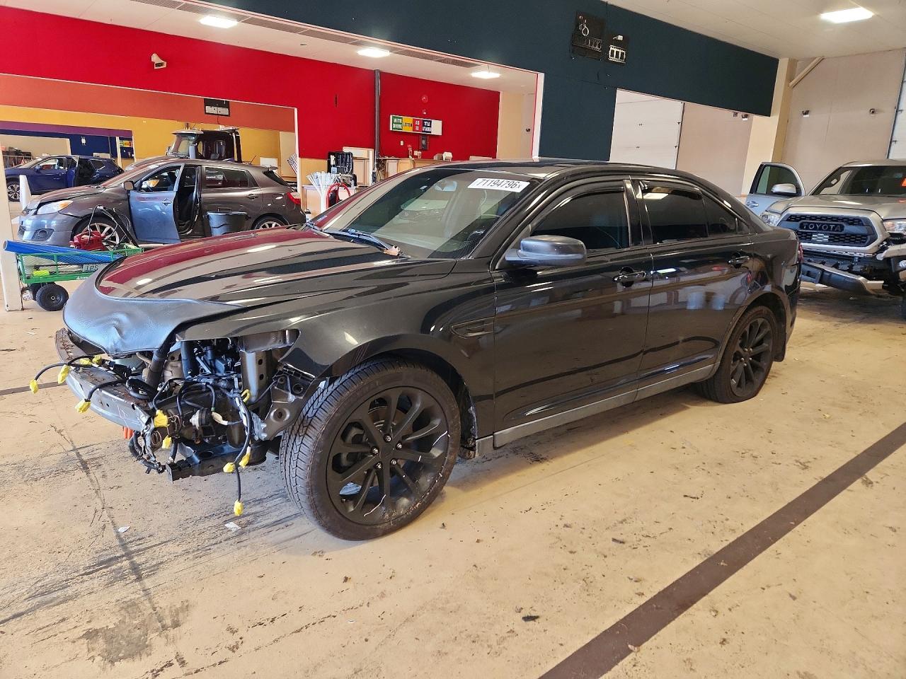 2013 FORD TAURUS LIMITED | 1FAHP2F88DG219881 | UPCARS