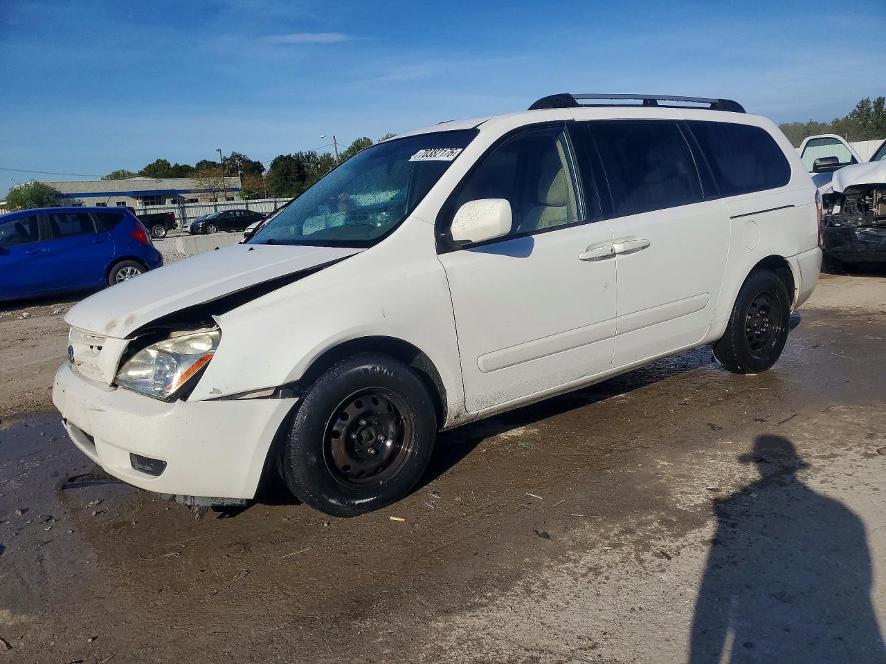 2008 KIA SEDONA LX | KNDMB233286227194 | UPCARS
