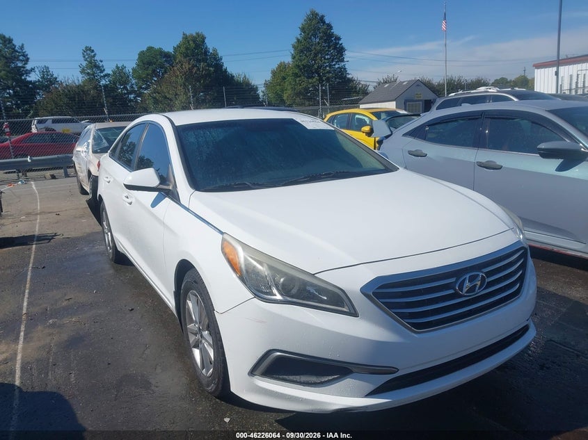 2017 HYUNDAI SONATA SE | 5NPE24AF9HH556560 | UPCARS