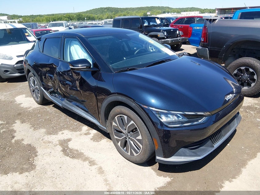 2024 KIA EV6 LIGHT | KNDC34LBXR5621402 | UPCARS