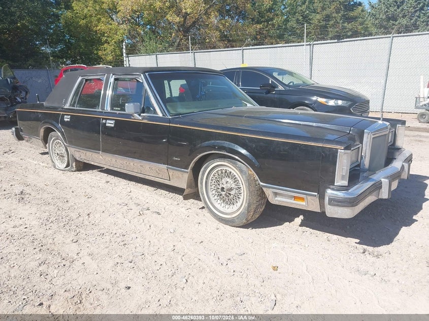 1984 LINCOLN TOWN CAR | 1LNBP96F0EY645157 | UPCARS