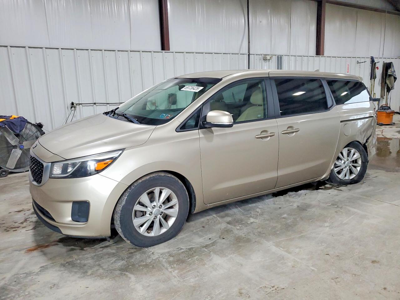 2017 KIA SEDONA LX | KNDMB5C16H6225447 | UPCARS