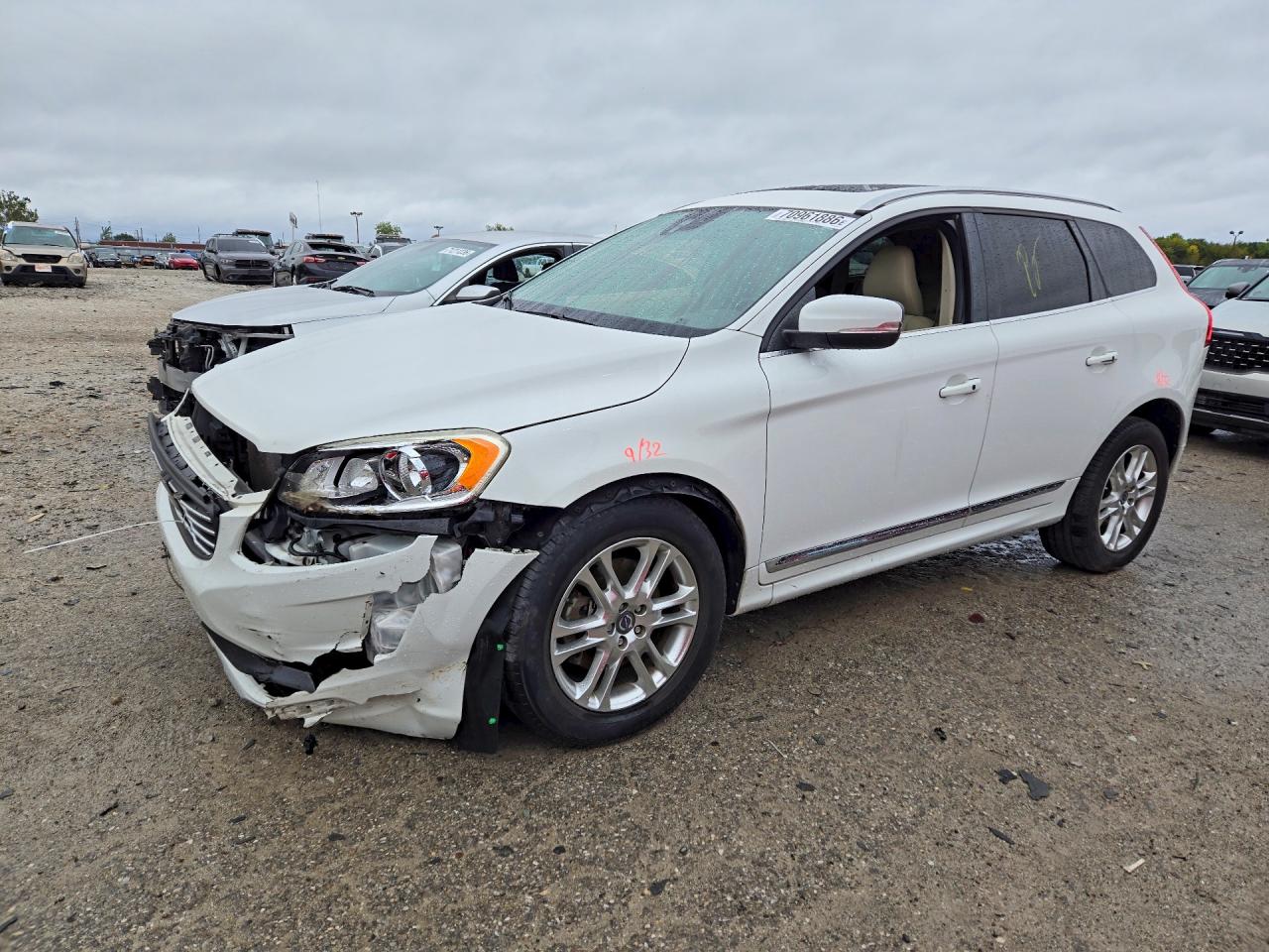 2015 VOLVO XC60 3.2 PREMIER | YV4952RBXF2602309 | UPCARS