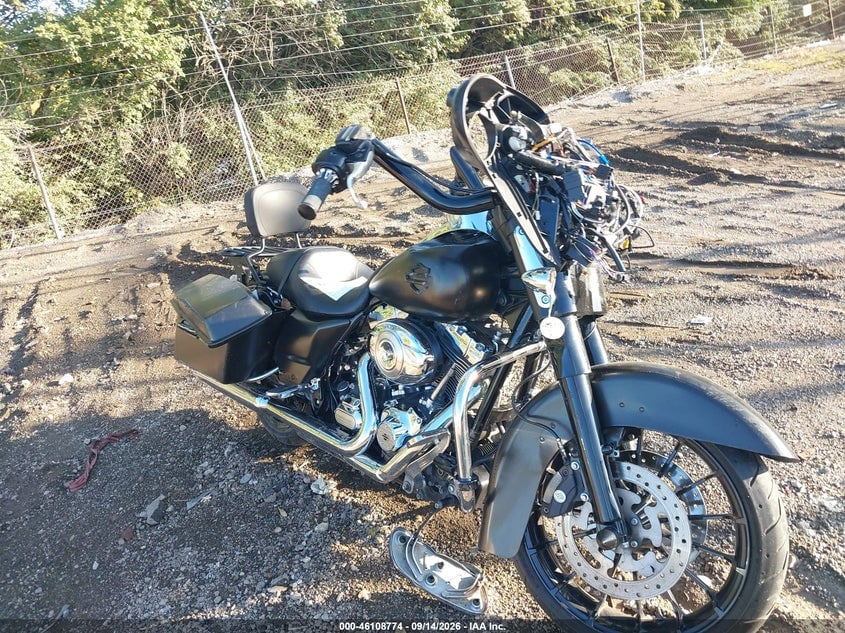 2013 HARLEY-DAVIDSON FLHX STREET GLIDE | 1HD1KBM19DB676680 | UPCARS