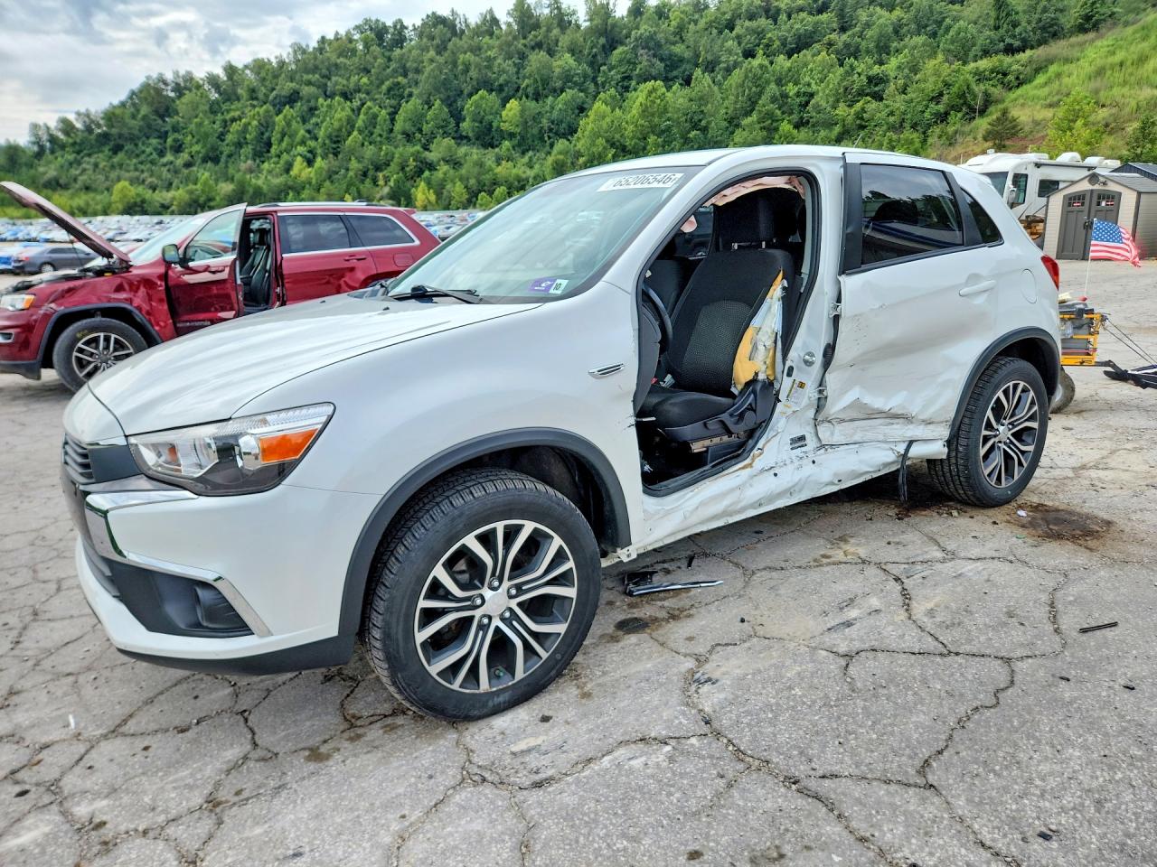 2016 MITSUBISHI OUTLANDER ES | JA4AR3AU5GZ053239 | UPCARS