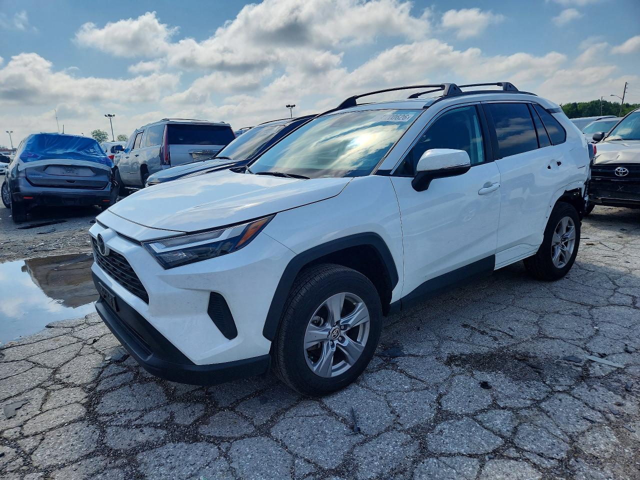 2025 TOYOTA RAV4 XLE | 2T3P1RFV8SW569499 | UPCARS