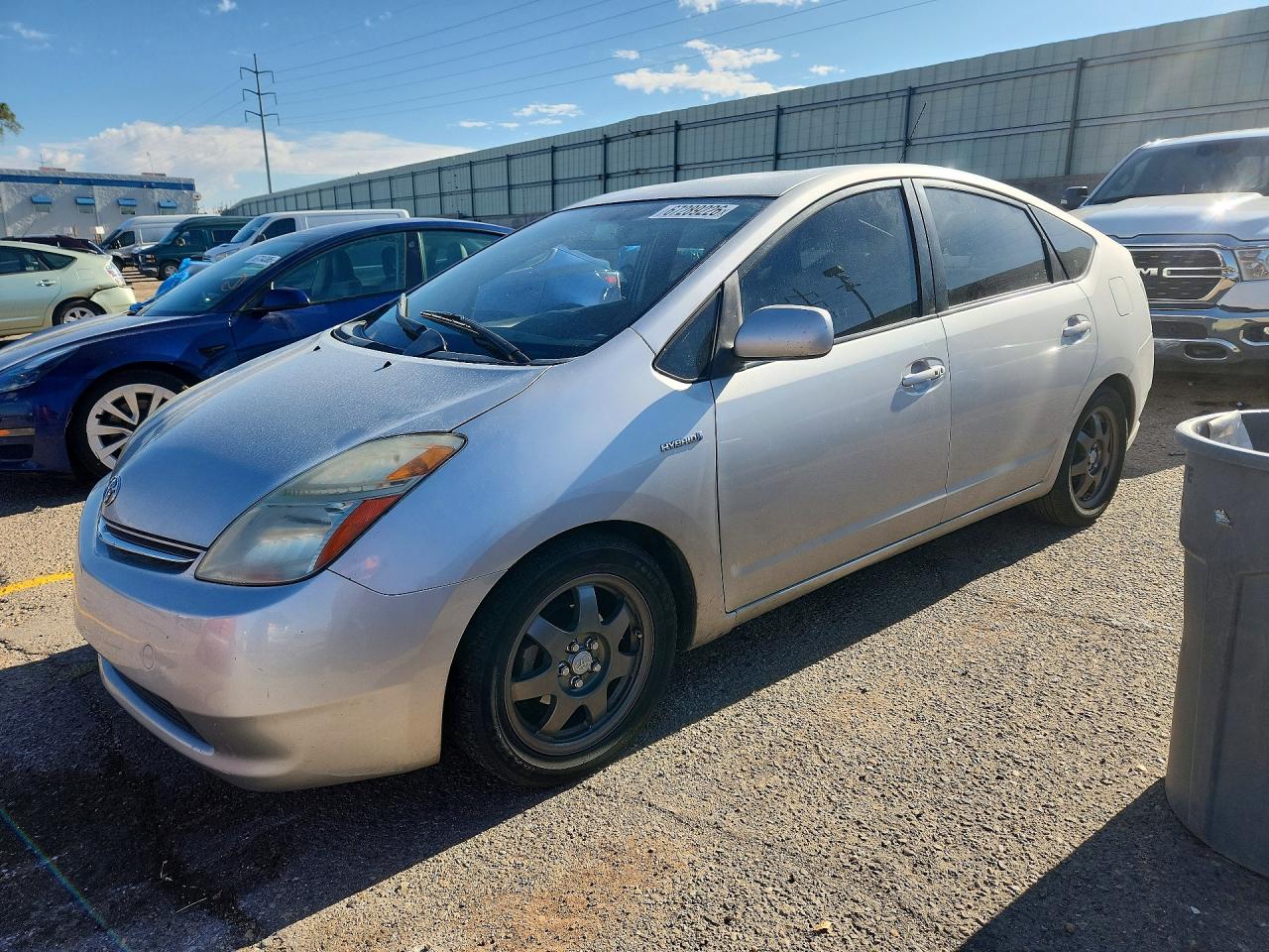 2007 TOYOTA PRIUS TOURING | JTDKB20U177585741 | UPCARS