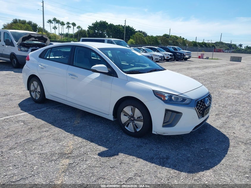 2021 HYUNDAI IONIQ HYBRID BLUE | KMHC65LC1MU247875 | UPCARS