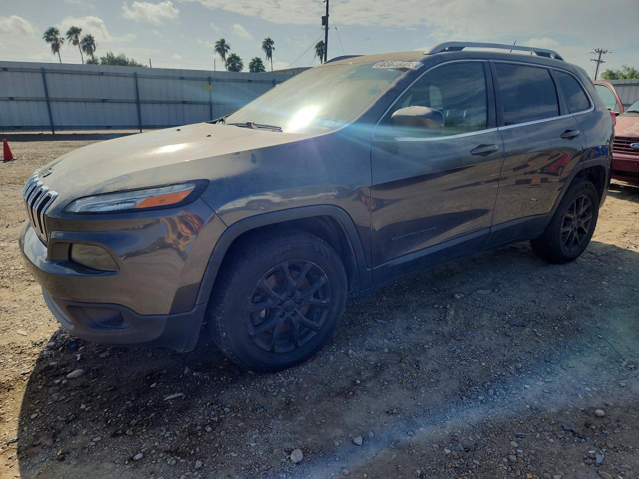 2015 JEEP CHEROKEE LATITUDE | 1C4PJMCS9FW563246 | UPCARS
