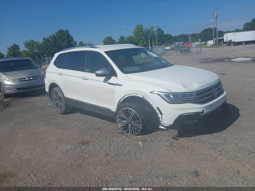 2024 VOLKSWAGEN TIGUAN 2.0T WOLFSBURG EDITION | 3VV6B7AX9RM214117 | UPCARS