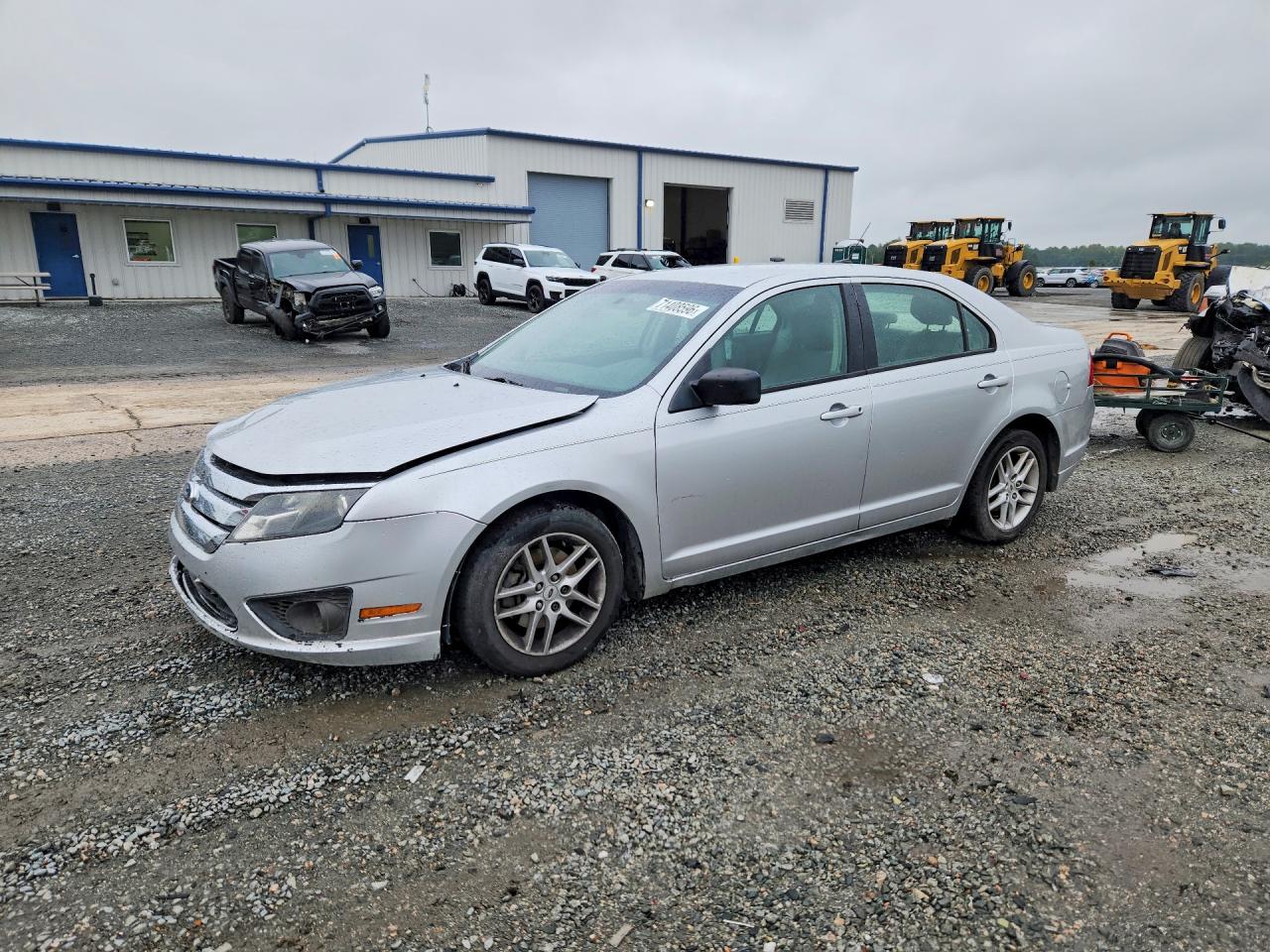 2011 FORD FUSION S | 3FAHP0GA0BR177041 | UPCARS