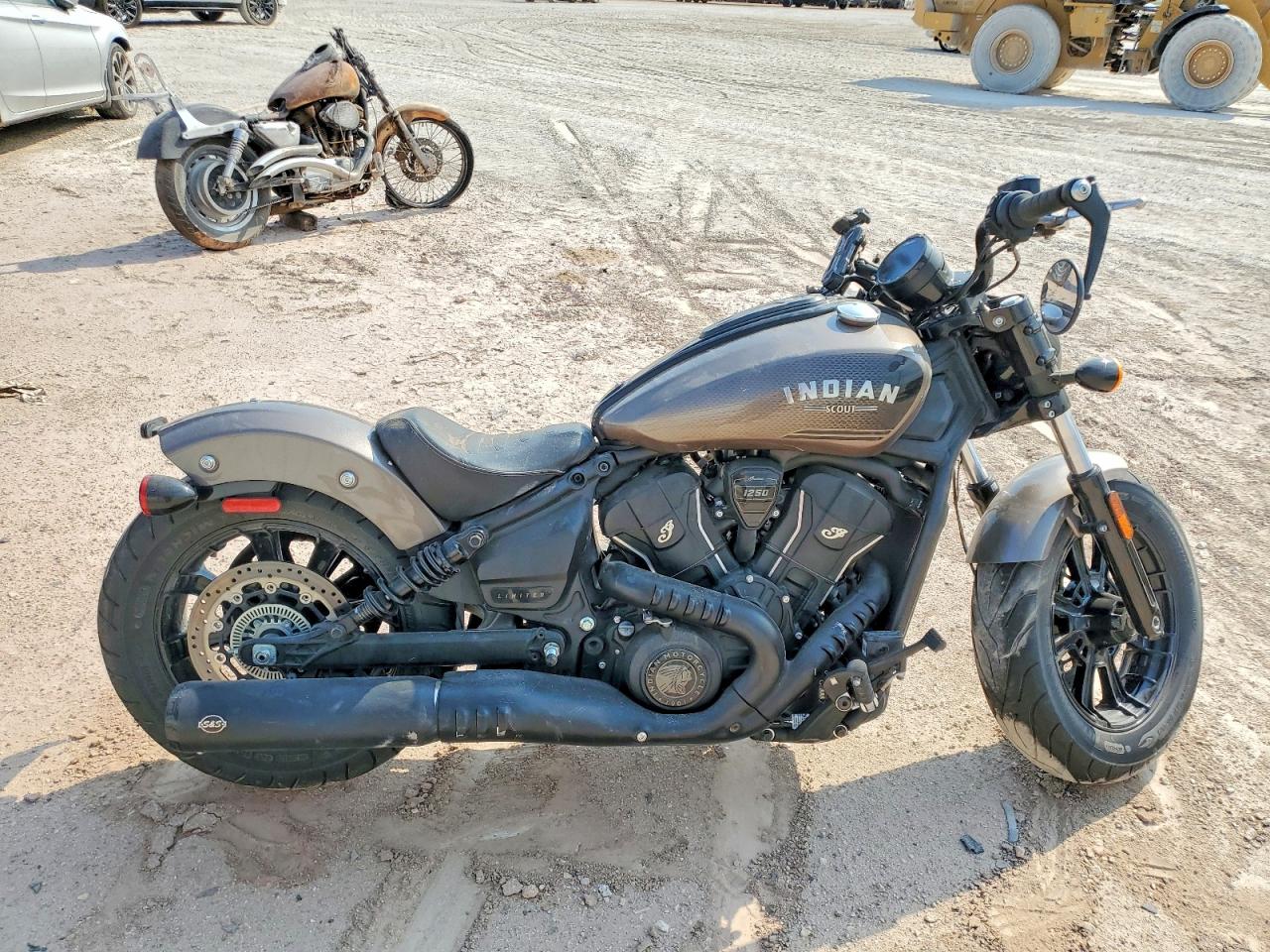 2025 INDIAN MOTORCYCLE CO. MOTORCYCLE BOBBER LIMITED +TECH | 56KSBF764S3205087 | UPCARS