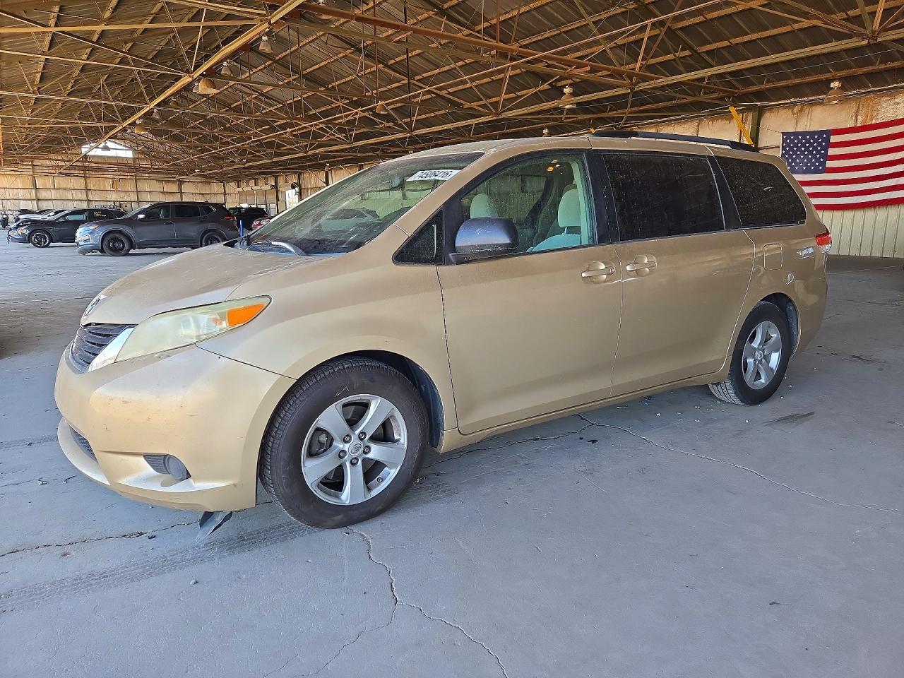 2011 TOYOTA SIENNA LE | 5TDKK3DC0BS131020 | UPCARS