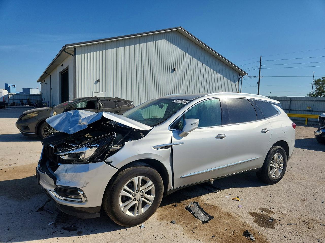 2020 BUICK ENCLAV ESSENCE | 5GAEVAKW5LJ321224 | UPCARS