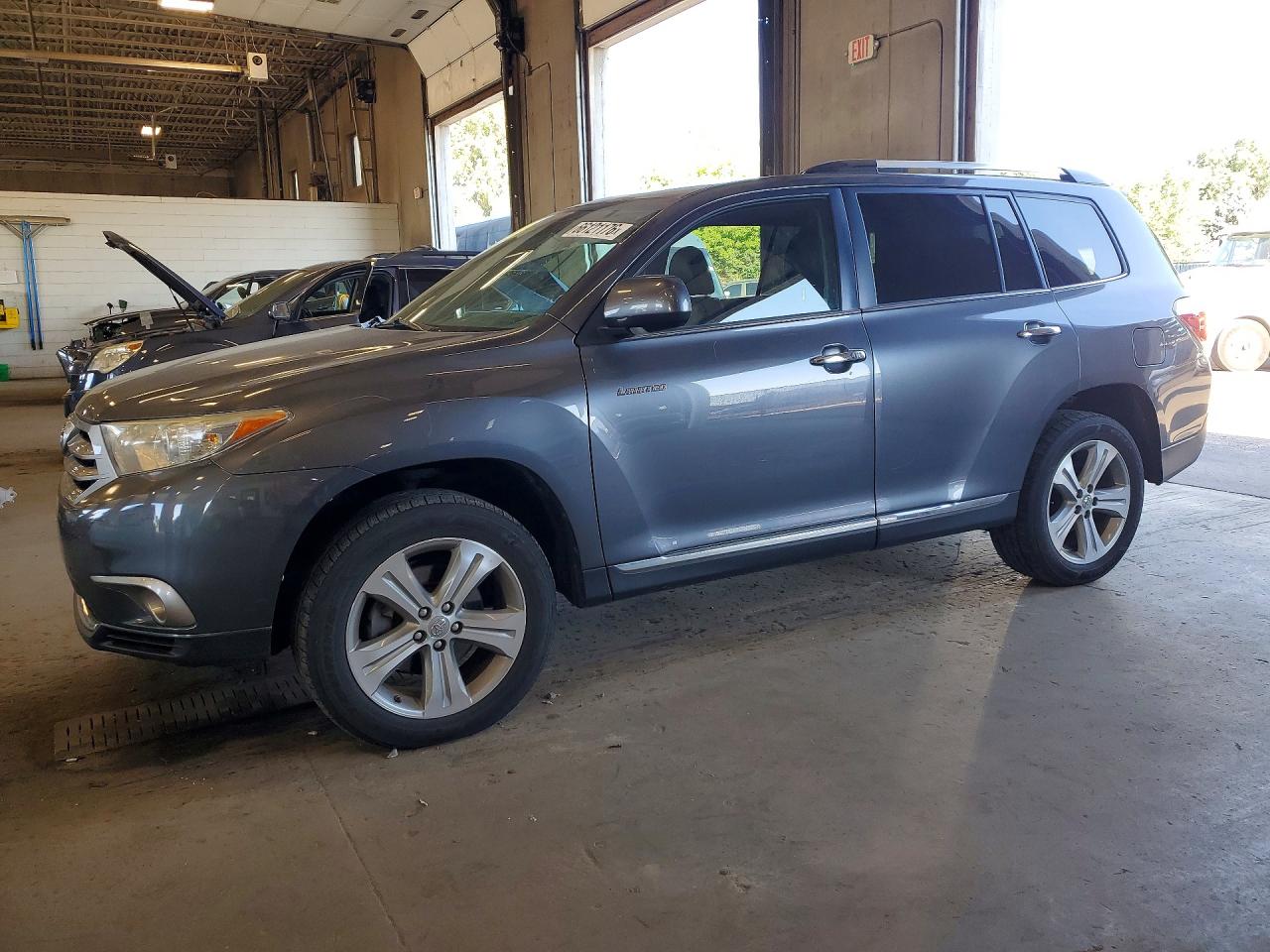 2013 TOYOTA HIGHLANDER LIMITED | 5TDDK3EH1DS246733 | UPCARS