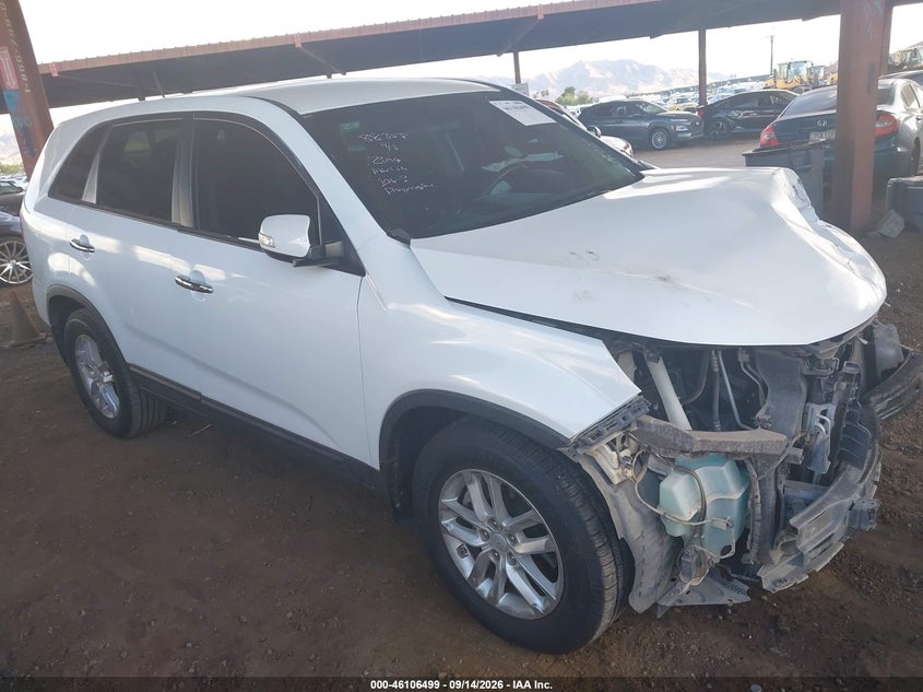 2015 KIA SORENTO LX | 5XYKT3A62FG592573 | UPCARS