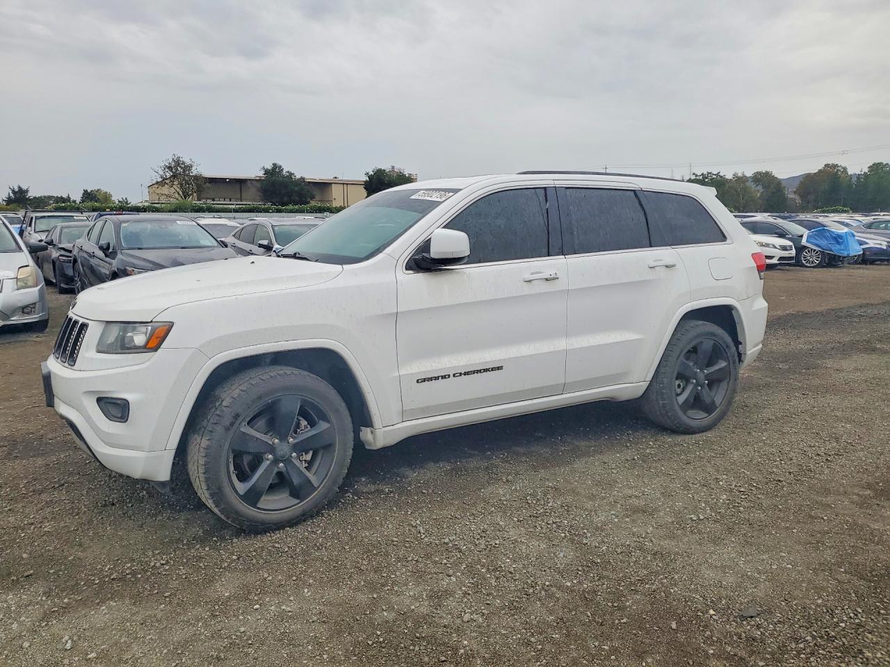 2015 JEEP CHEROKEE LAREDO | 1C4RJFAG7FC720888 | UPCARS